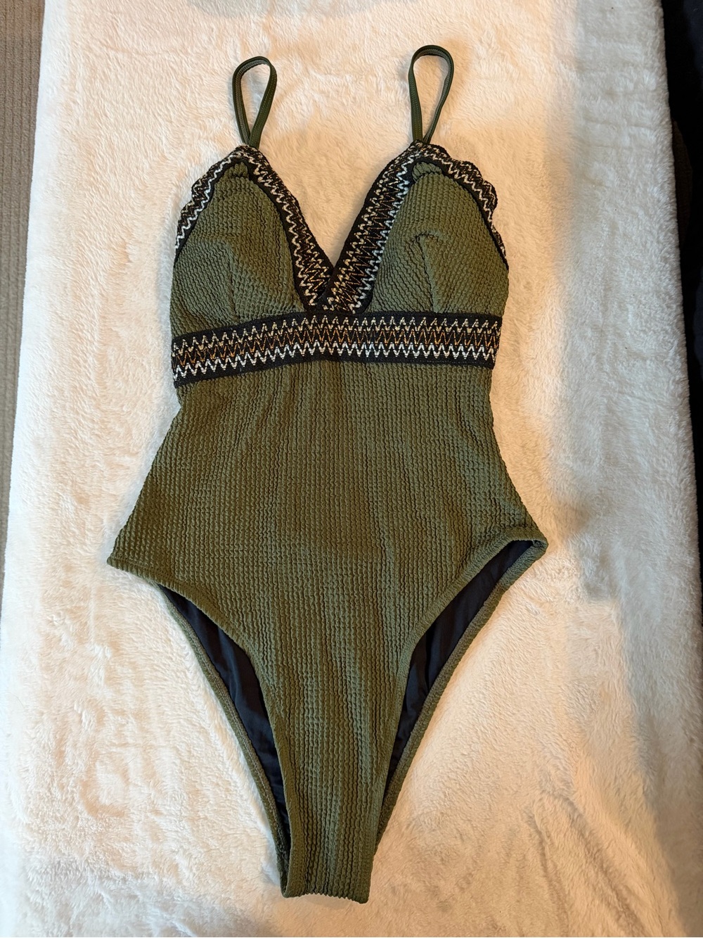 NWT Cupshe Olive Green Textured One-Piece Swimsuit with Zigzag Trim